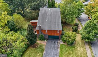 3908 SHORT HILL Dr, Allentown, PA 18104