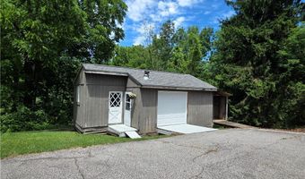 398 N Chillicothe Rd, Aurora, OH 44202