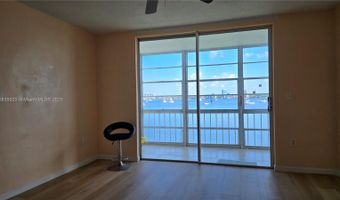 2920 Point East Dr N309, Aventura, FL 33160