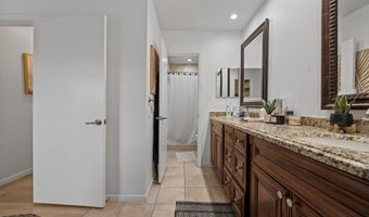 404 Pine Tree Ct 6, Atlantis, FL 33462