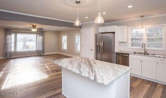 2003 King St, Beaufort, SC 29902