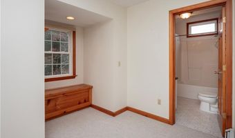 12 Overlook Rd, Narragansett, RI 02882