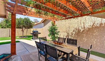2412 W IRONWOOD Dr, Chandler, AZ 85224