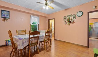 114 E HARRISON St, Appleton, WI 54915