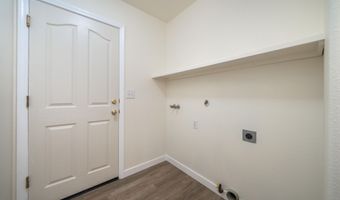 3621 Culwood Ln, Anderson, CA 96007