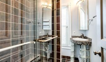 1211 33RD St NW 2, Washington, DC 20007