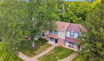 13322 Hiddendale Ln, Ballwin, MO 63021