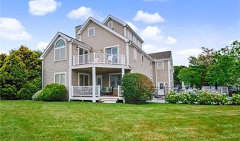20 Roxbury Rd, Narragansett, RI 02882