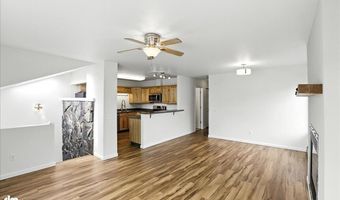 9112 Lakehurst Dr, Anchorage, AK 99502