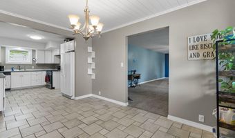 2875 S Madison Ave, Aurora, MO 65605