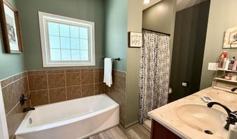 4506 Hamilton St, Atwood, TN 38220