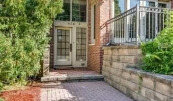 934 W Huron St, Ann Arbor, MI 48103