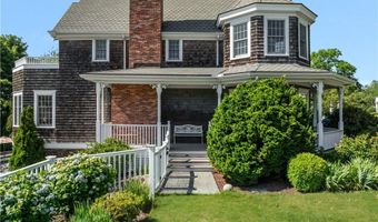 19 Ledge Rd, Bristol, RI 02809