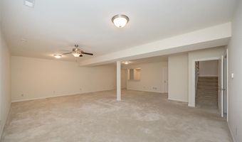 719 Clayton Corners Dr, Ballwin, MO 63011