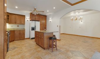 39081 N Sheridan Rd, Antioch, IL 60002