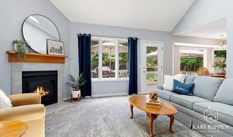 8150 Country Pine Dr SE, Alto, MI 49302