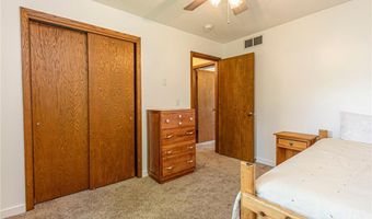 102 Ross Gdn NW, Alexandria, MN 56308