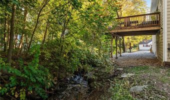 25 Manville Hill Rd, Cumberland, RI 02864