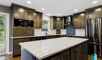 48124 268th St, Brandon, SD 57005