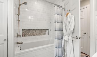 1738 E JONQUIL Ter, Arlington Heights, IL 60004