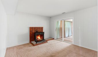59 Park Ave, Bayville, NJ 08721