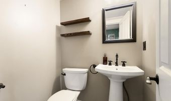58 G St, Boston, MA 02127