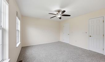 1075 Shady Lake Dr, Columbus, OH 43228