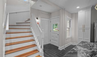 140 Main St, Lincoln, RI 02838