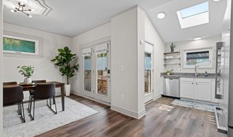 461 Stanley Ave, Columbus, OH 43206