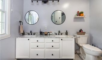 195 Oakland Beach Ave, Warwick, RI 02889