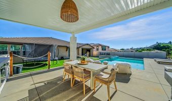 2428 Monroe Pl, Escondido, CA 92027