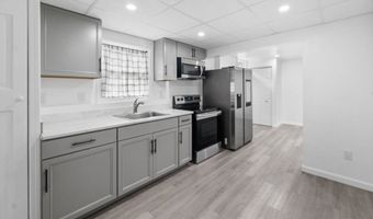 45 Chestnut St, Athol, MA 01331