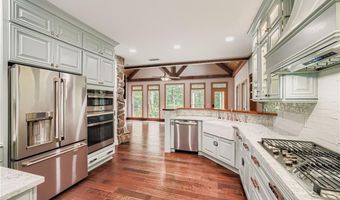 4750 Hamptons Dr, Alpharetta, GA 30004