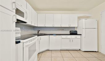 2750 NE 183rd St 504, Aventura, FL 33160