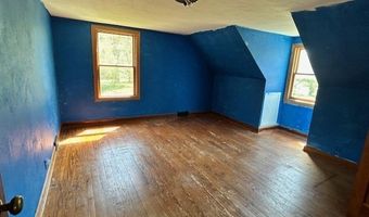 309 1st St E, Altoona, IA 50009