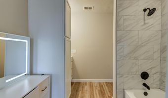 1010 13th St, Abernathy, TX 79311