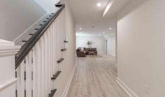 8804 WISSAHICKON Ave, Philadelphia, PA 19128