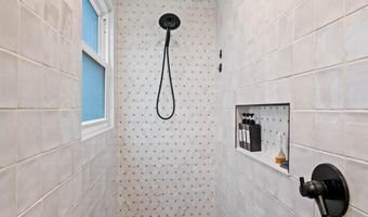9817 FERNWOOD Rd, Bethesda, MD 20817