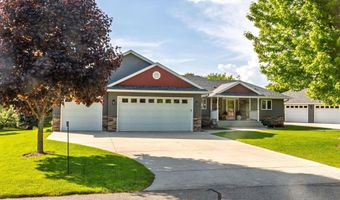 2111 Robins Nest SE, Alexandria, MN 56308