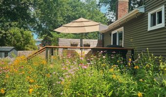 6609 Rix St SE, Ada, MI 49301