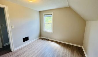 224 S Jackson St, Aberdeen, SD 57401