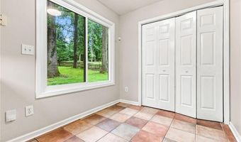 26 Boones Ridge Dr SE, Acworth, GA 30102