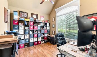 2711 SE 7Th St, Bentonville, AR 72712