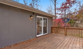 47 Pensacola Ave, Arden, NC 28704