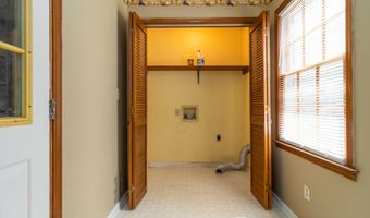 366 Ridgeview, Auburn, GA 30011