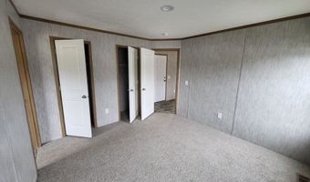 12 Teri Ln, Amwell, PA 15301