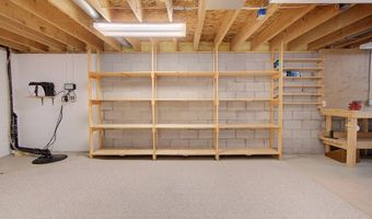 1364 Killian Rd, Akron, OH 44312