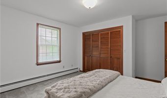 17 Basswood Dr, Bristol, RI 02809