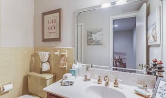 435 Christi Ln, Biloxi, MS 39531