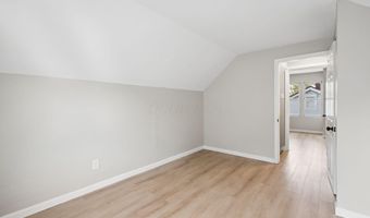 2622 Hiawatha St, Columbus, OH 43211